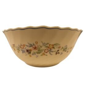VTG Arcopal Milk Glass Serving Floral Bowl Victoria Patt France 10" Scalloped